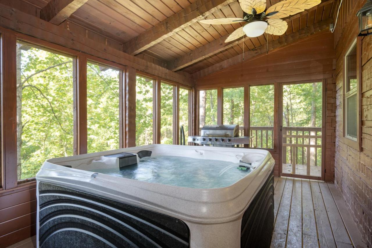 The Dudley Cabins By Avantstay Sevierville Exterior foto